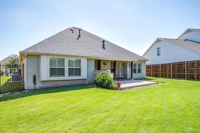 $588,000 | 321 Bluestem Lane, Aledo, TX 76008