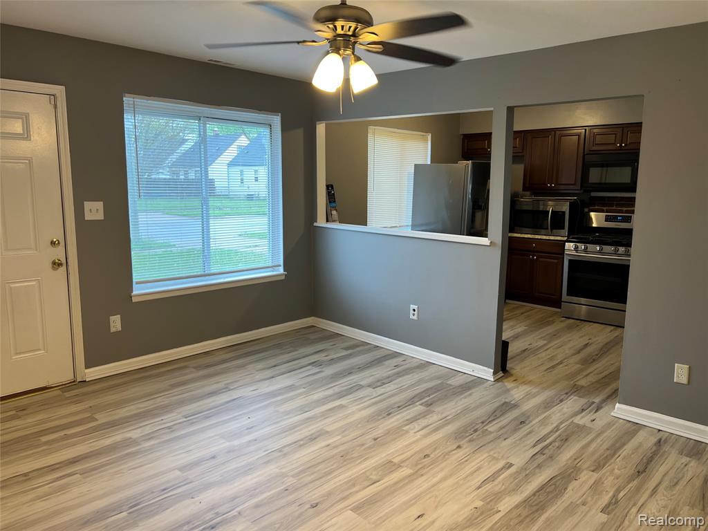 3944 South Gulley Road Dearborn Heights, MI 48125 - Photo 4 of 12