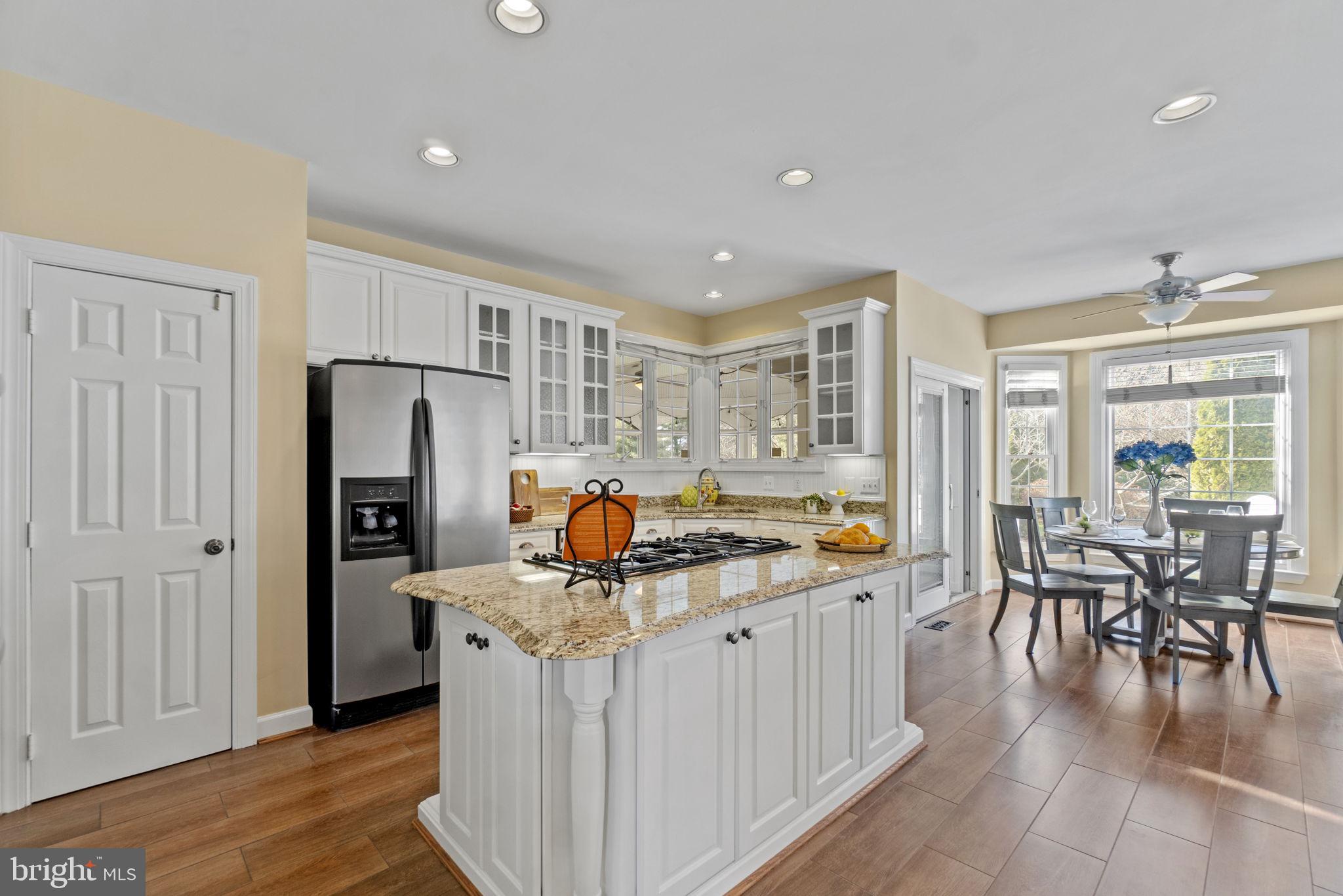 15408 Deep Bottom Road Darnestown, MD 20874 - Photo 7 of 82 Gourmet Kitchen