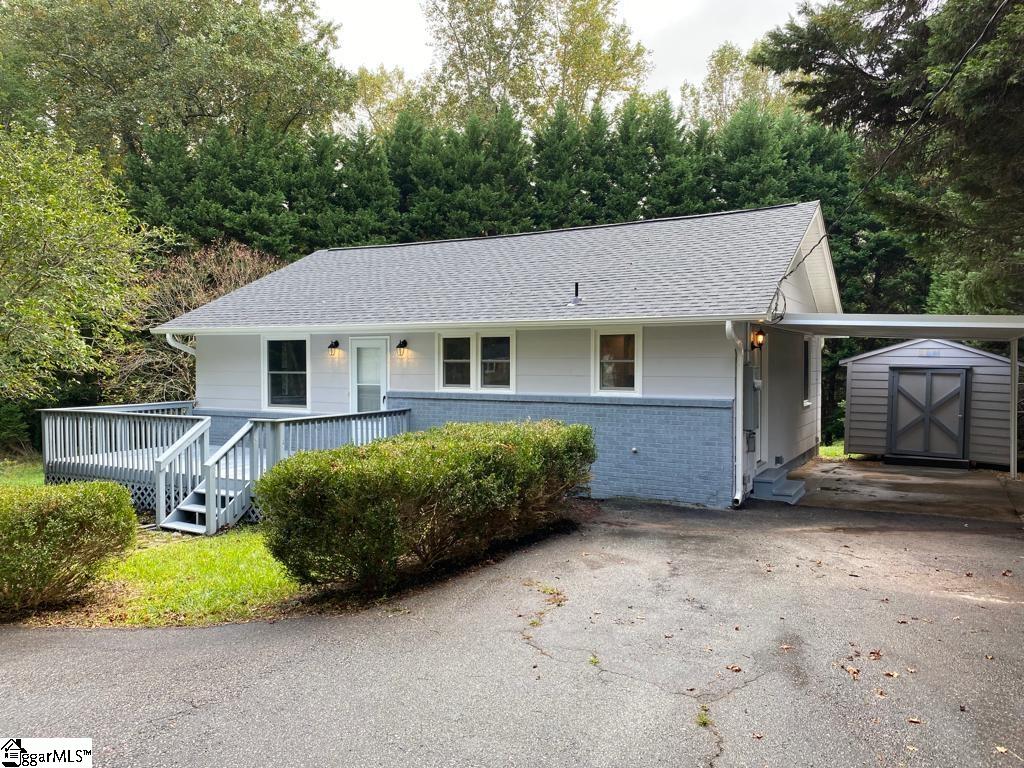112 Glover Road Spartanburg, SC 29303 - Photo 2 of 25