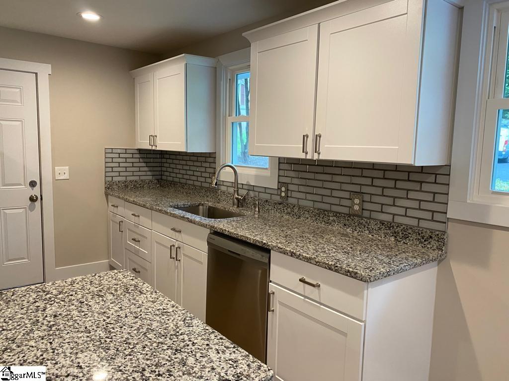 112 Glover Road Spartanburg, SC 29303 - Photo 12 of 25