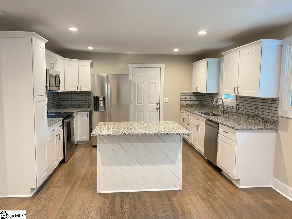 112 Glover Road Spartanburg, SC 29303 - Photo 9 of 25