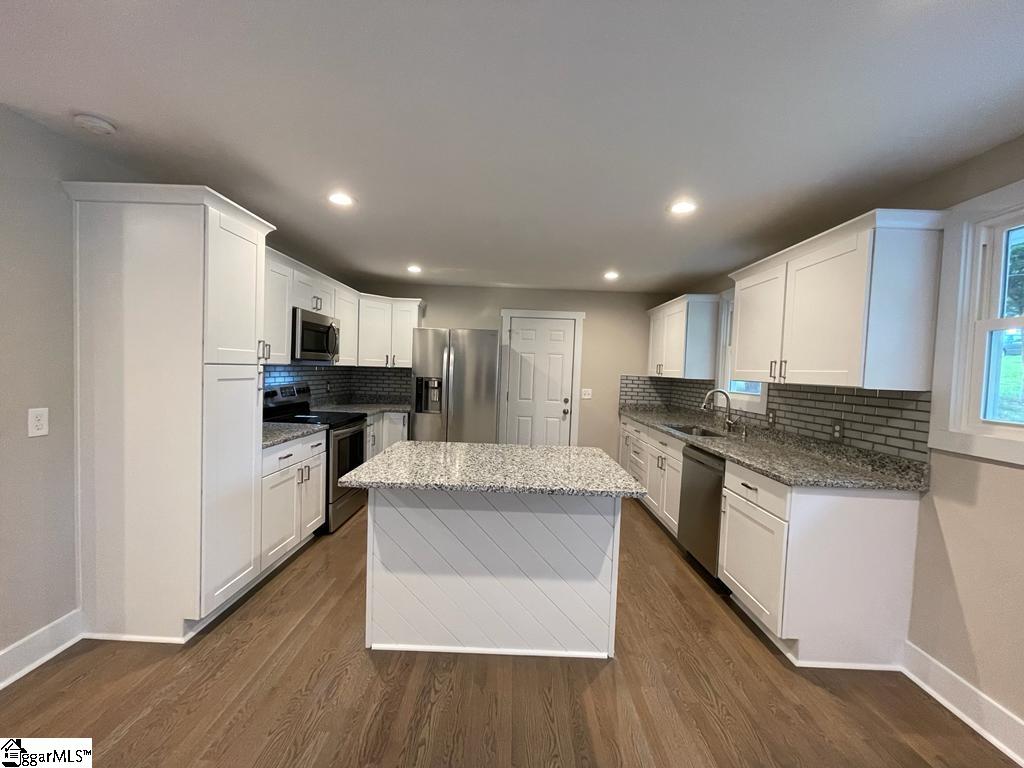 112 Glover Road Spartanburg, SC 29303 - Photo 10 of 25