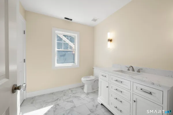 $549,000 | 29 Ivy Hill Road, Unit 29, Waterford, CT 06385