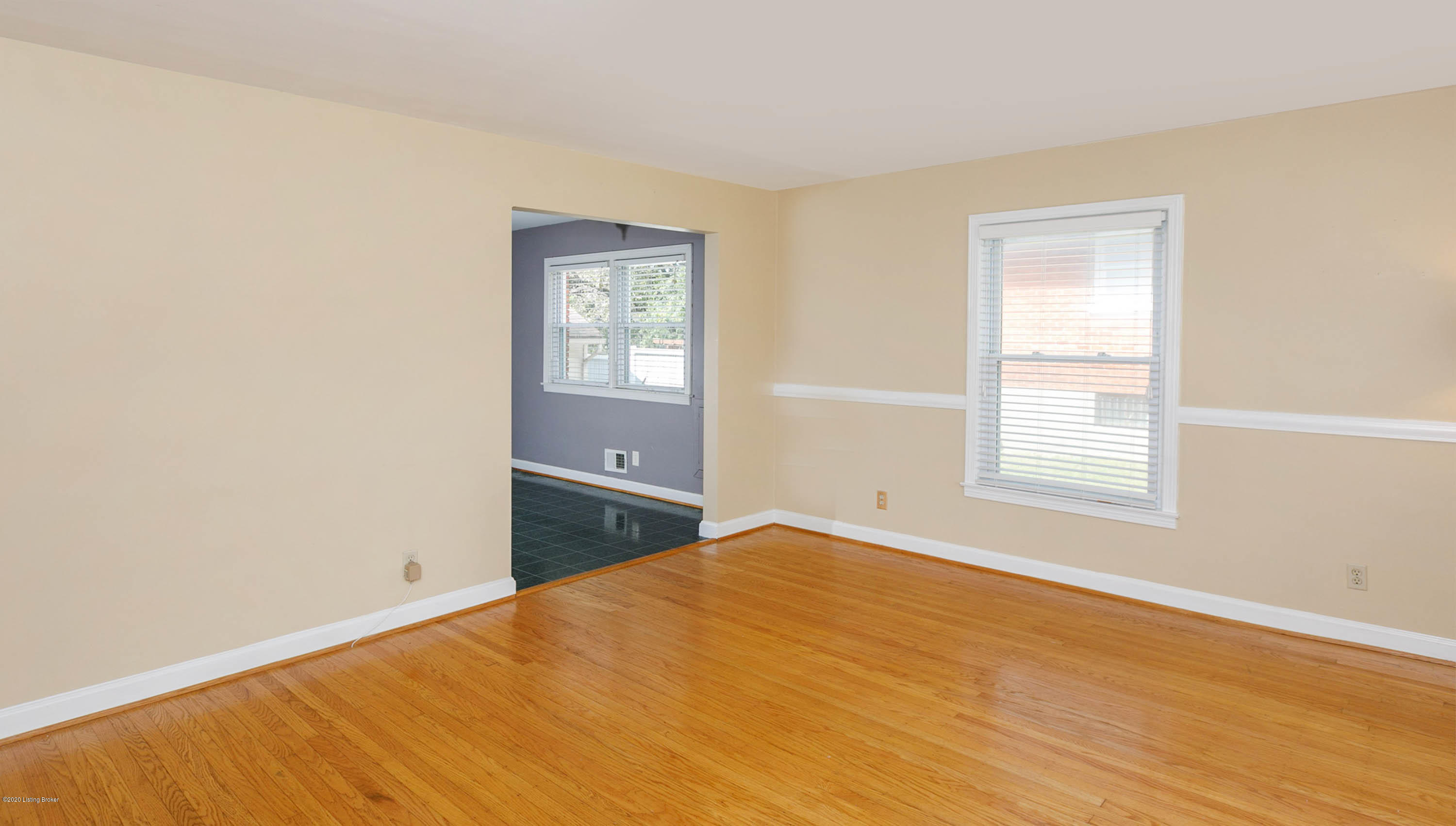 5410 Rolling Ridge Road Louisville, KY 40214 - Photo 5 of 38 006
