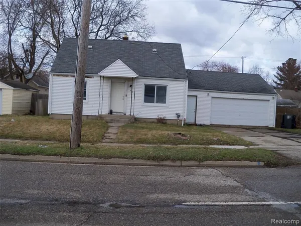 $65,000 | 413 Hemphill Road, Flint, MI 48507