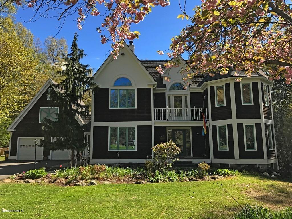 7 Cider Mill Road Williamsburg, MA 01039 - Photo 30 of 30 a front view of a house with a yard