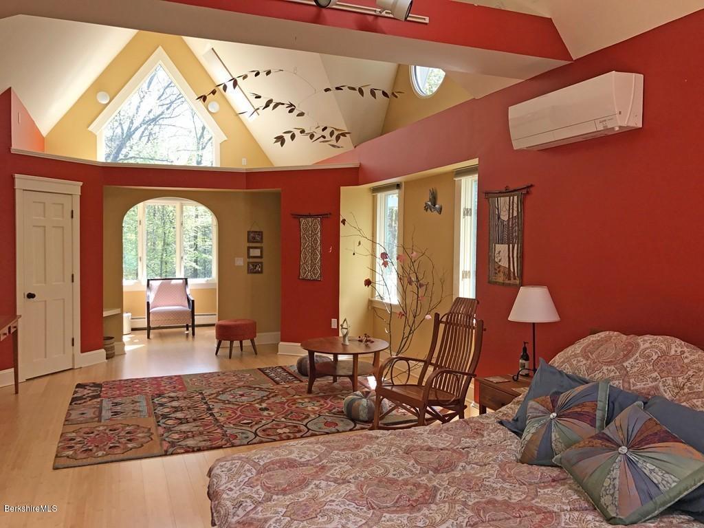 7 Cider Mill Road Williamsburg, MA 01039 - Photo 9 of 30 a view of a interior of the house