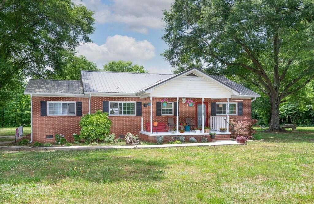5165 Hickory Grove Road Hickory Grove, SC 29717 - Photo 1 of 17 Gallery Image 1