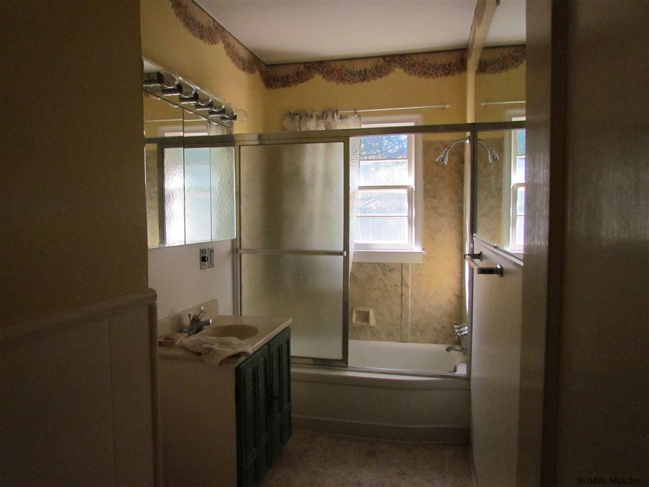 39 Milky Way Road Troy, NY 12182 - Photo 11 of 25 Photo 11