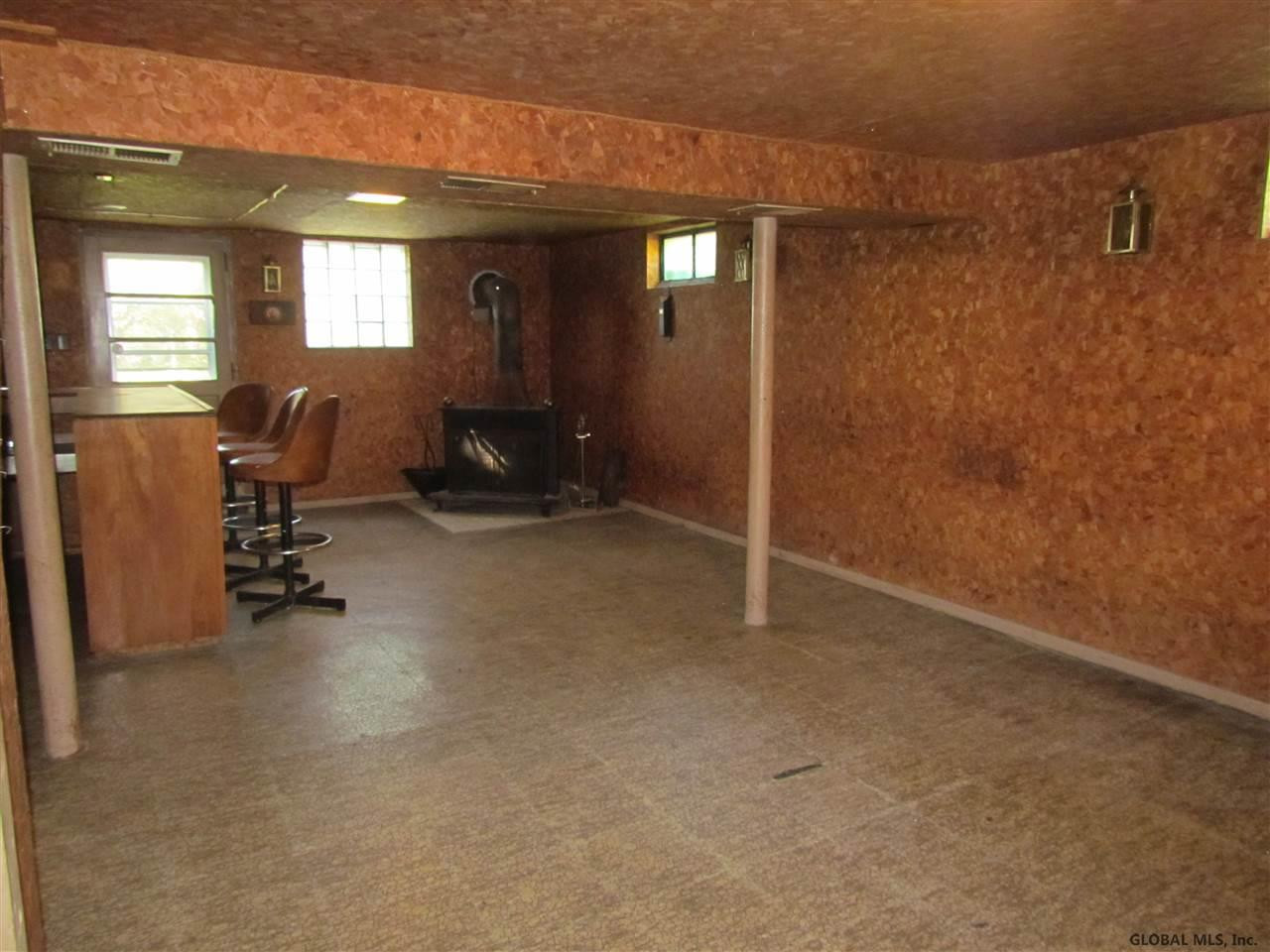 39 Milky Way Road Troy, NY 12182 - Photo 18 of 25 Photo 18