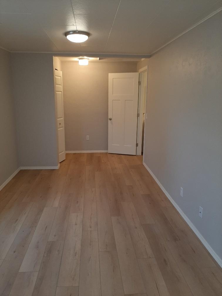 655 Southwest 11th Street Redmond, OR 97756 - Photo 20 of 23 Studio Bedroom