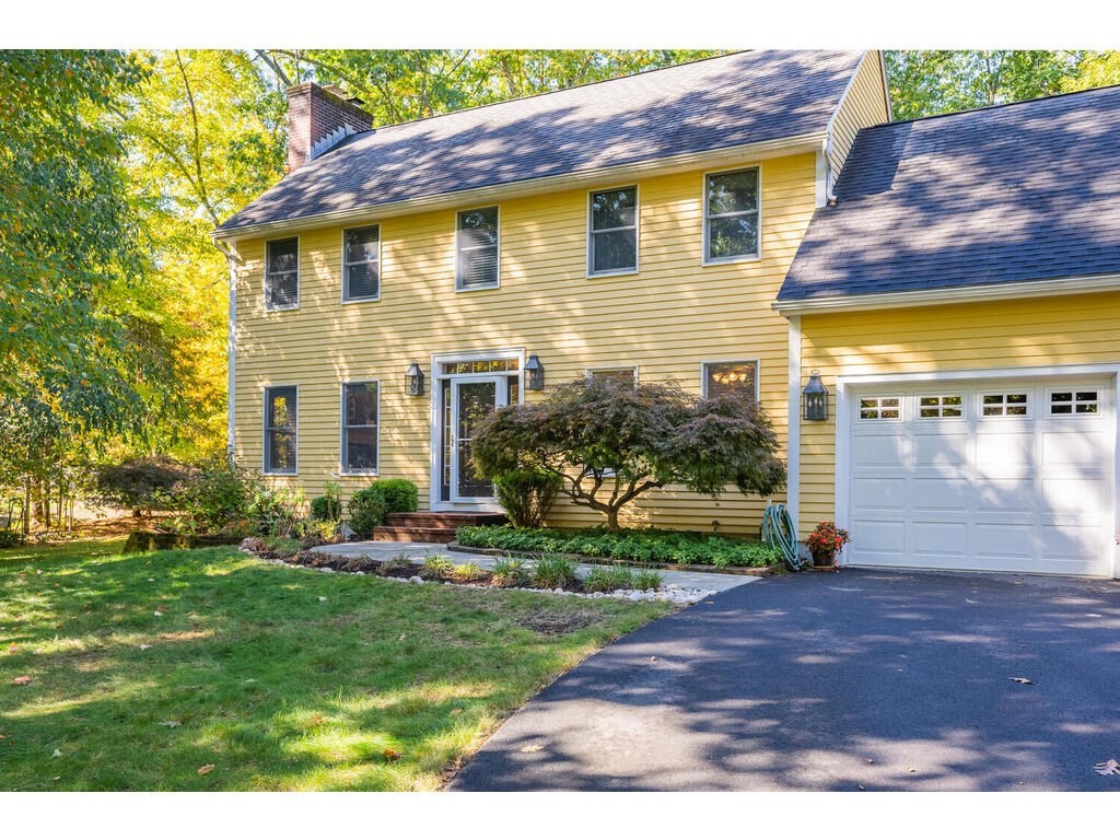 79 Pomeroy Meadow Road Southampton, MA 01073 - Photo 3 of 42 a view of a yard in front of a house