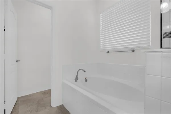 $2,975 | 15113 White Wagtail Lane, Winter Garden, FL 34787