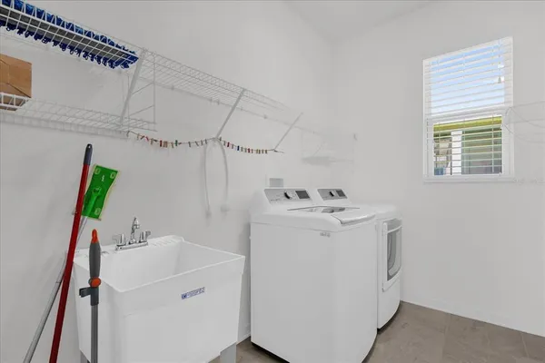$2,975 | 15113 White Wagtail Lane, Winter Garden, FL 34787