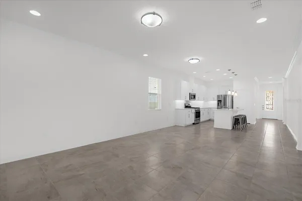 $2,975 | 15113 White Wagtail Lane, Winter Garden, FL 34787
