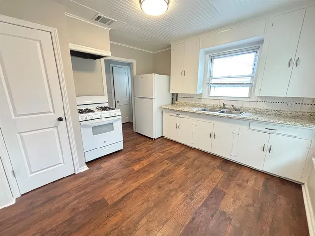 $1,325 | 103 Pine Street, Benton, LA 71006