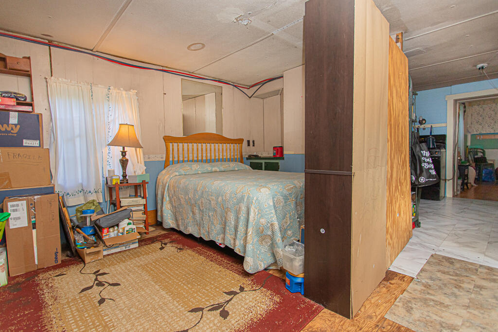 331 Middle Road New Portland, ME 04961 - Photo 9 of 27 photo-21