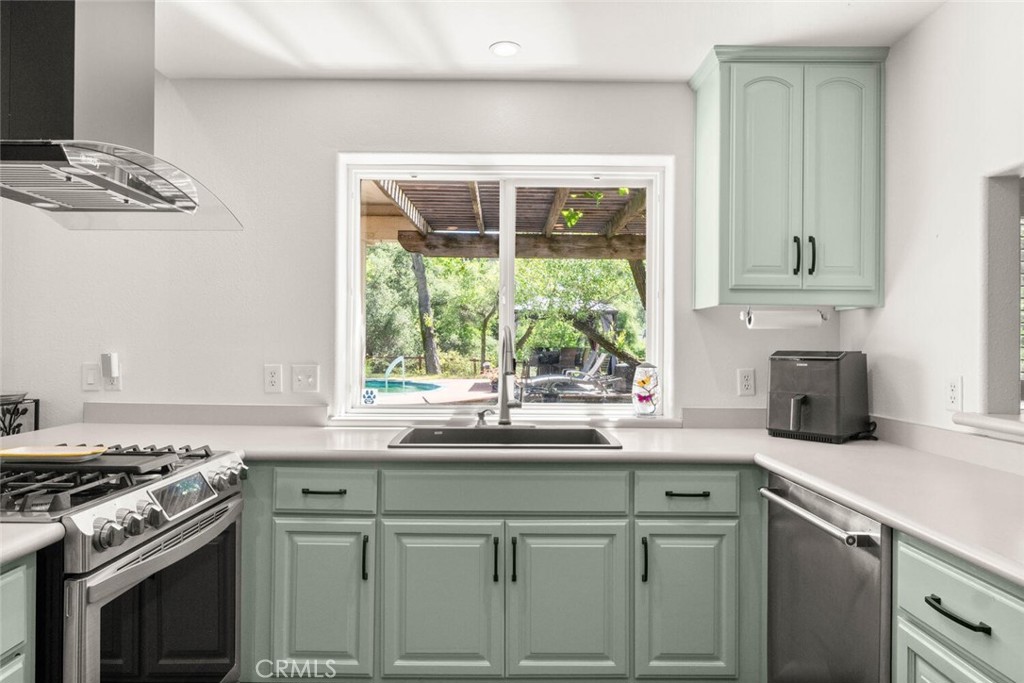 12138 Centerville Road Chico, CA 95928 - Photo 13 of 53