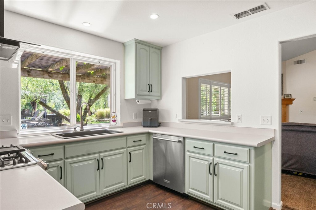 12138 Centerville Road Chico, CA 95928 - Photo 14 of 53