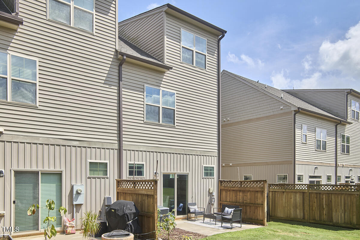 2808 Carter Finley Place Raleigh, NC 27606 - Photo 43 of 45 006
