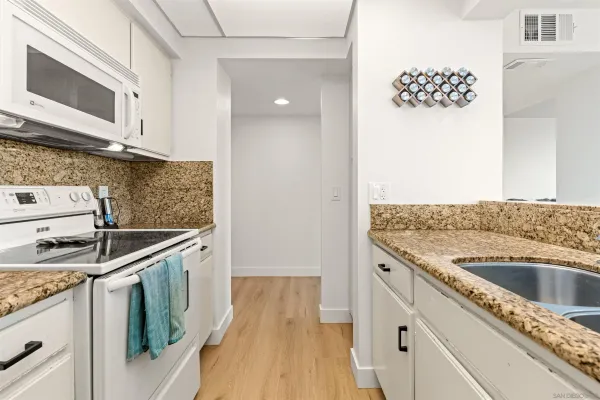 $899,000 | 3635 7th Avenue, Unit 8A, San Diego, CA 92103