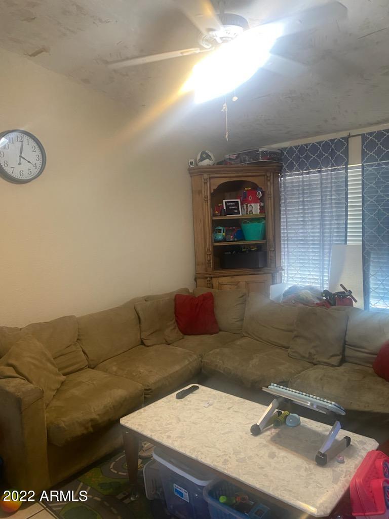 6711 West Osborn Road, Unit 123 Phoenix, AZ 85033 - Photo 5 of 7 IMG953840