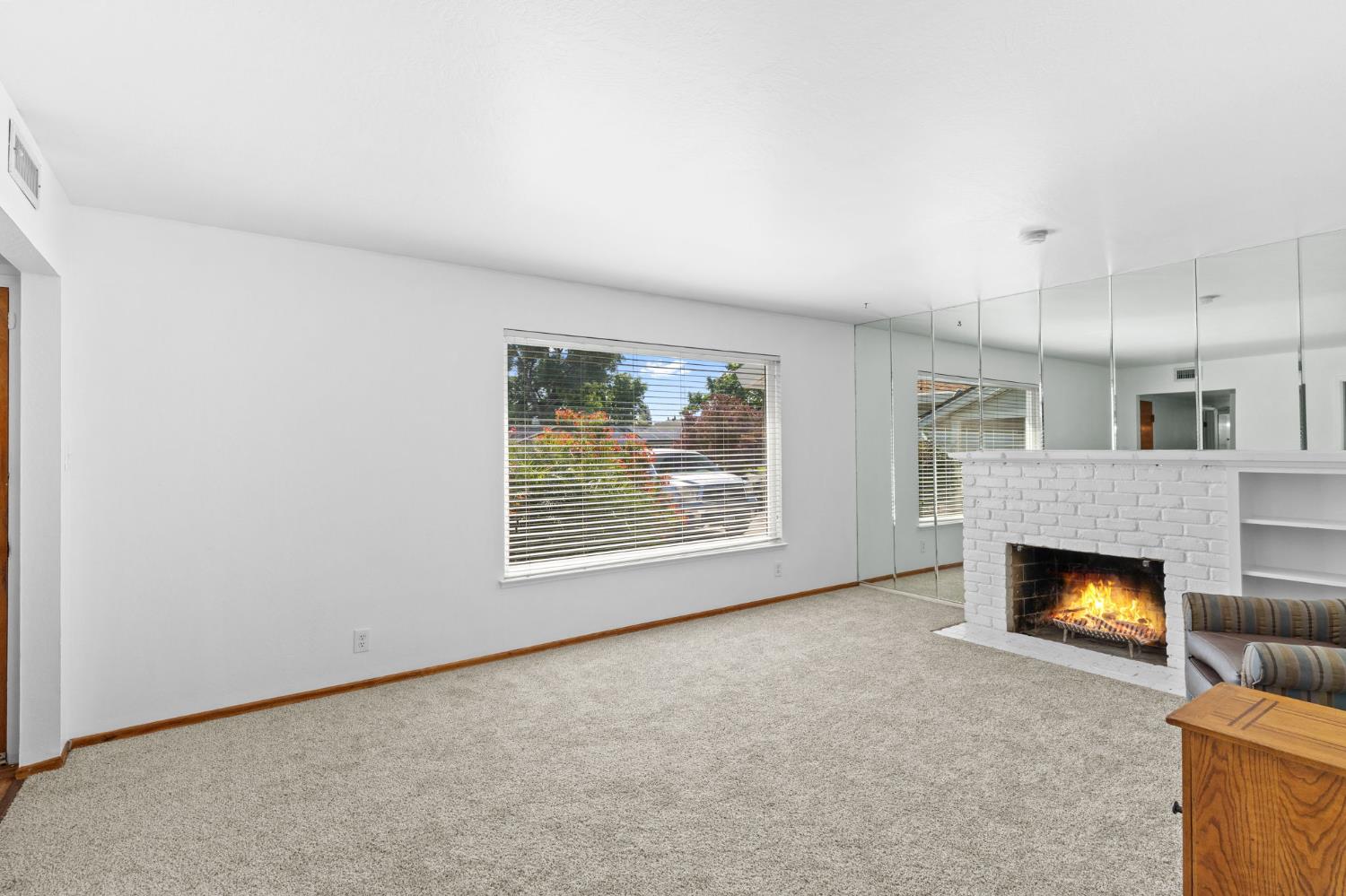 3517 Ronk Way Sacramento, CA 95821 - Photo 7 of 48
