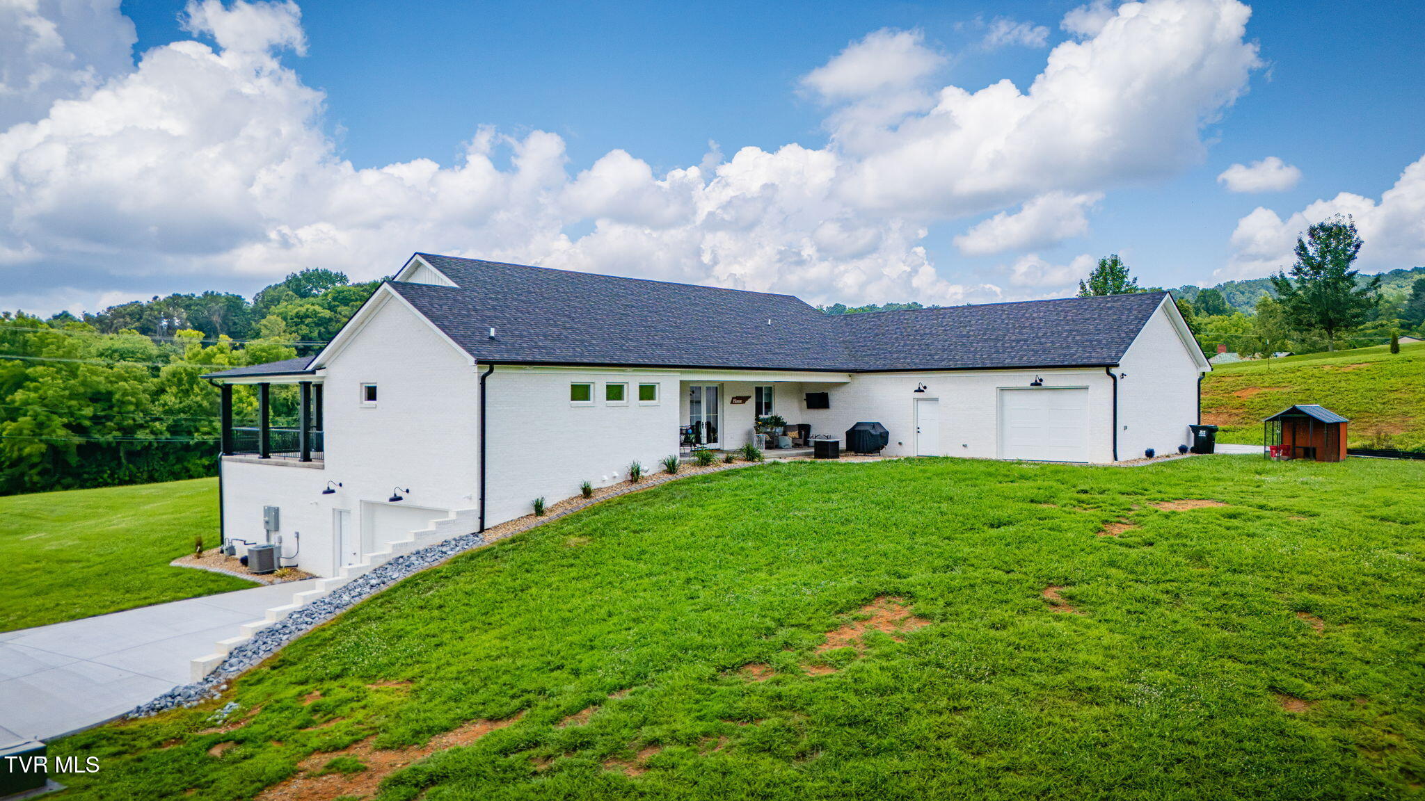 719 Fall Creek Road Blountville, TN 37617 - Photo 39 of 46 104