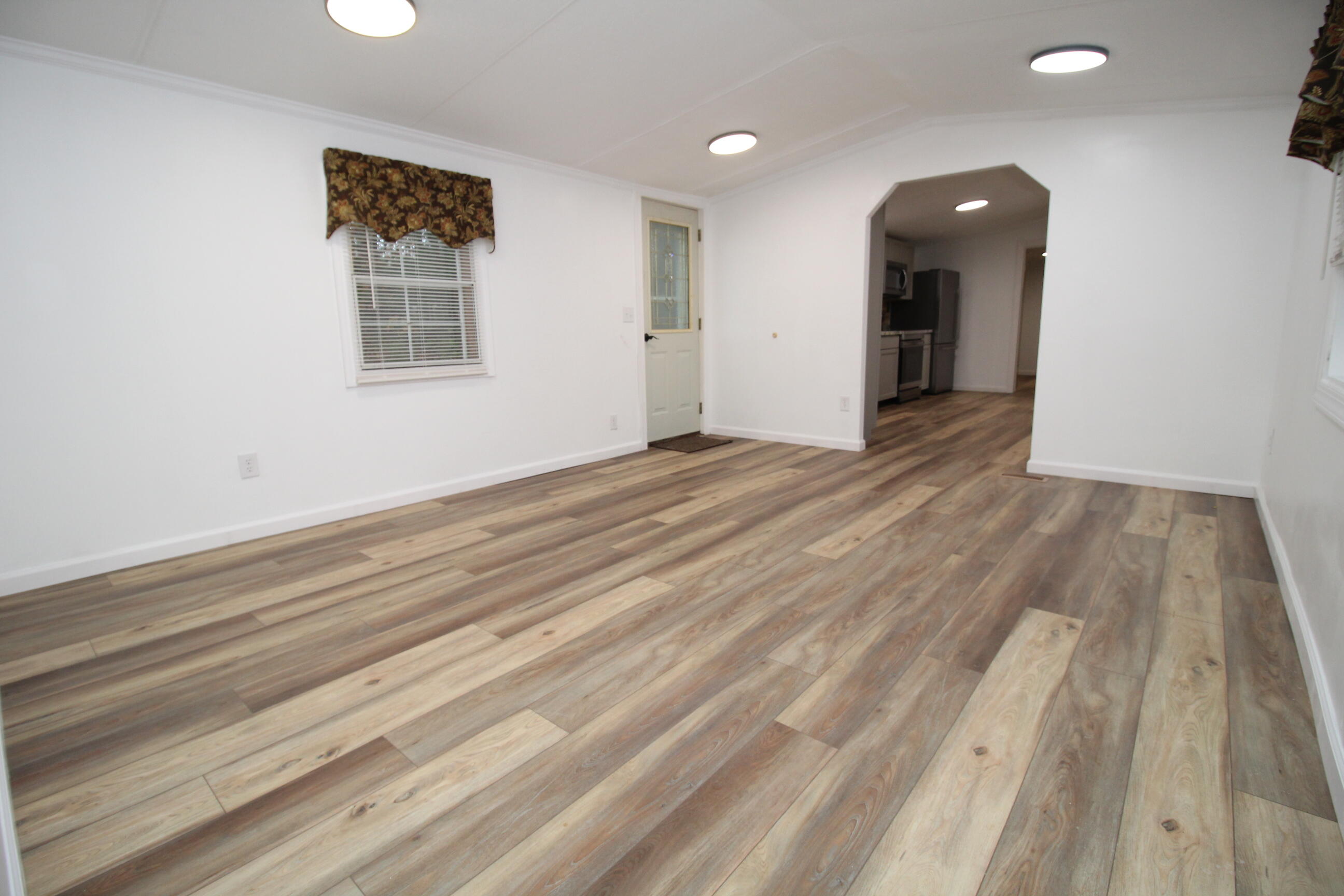 355 Howes Corner Road Turner, ME 04282 - Photo 4 of 35 4. Living Room