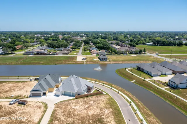 $129,999 | 413 Bozeman Trail, Scott, LA 70583