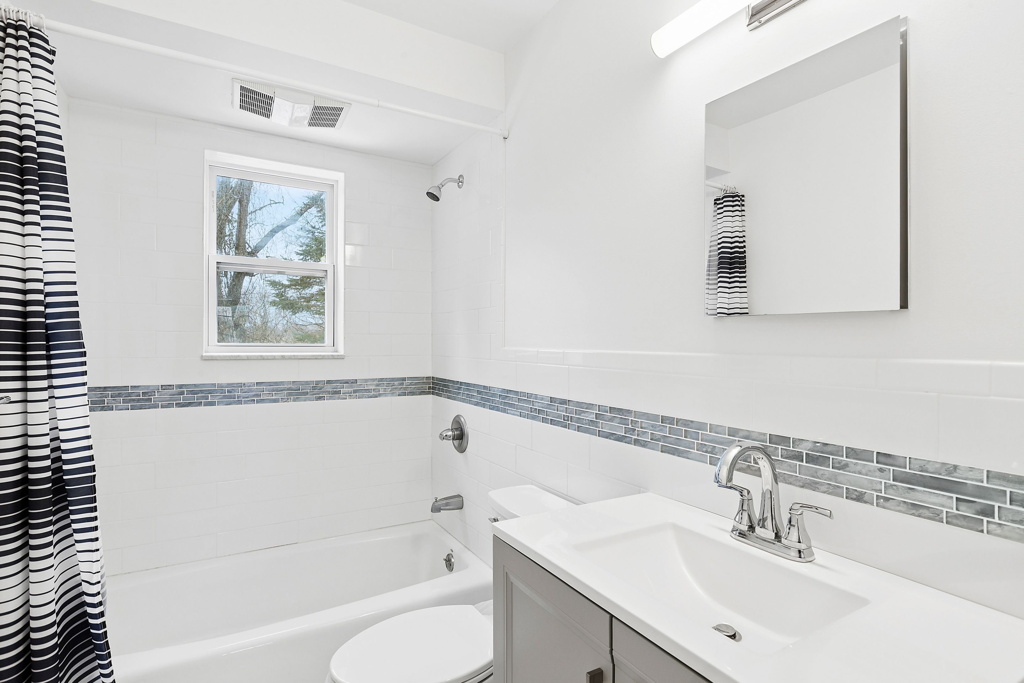 12 Furness Road Montauk, NY 11954 - Photo 7 of 18