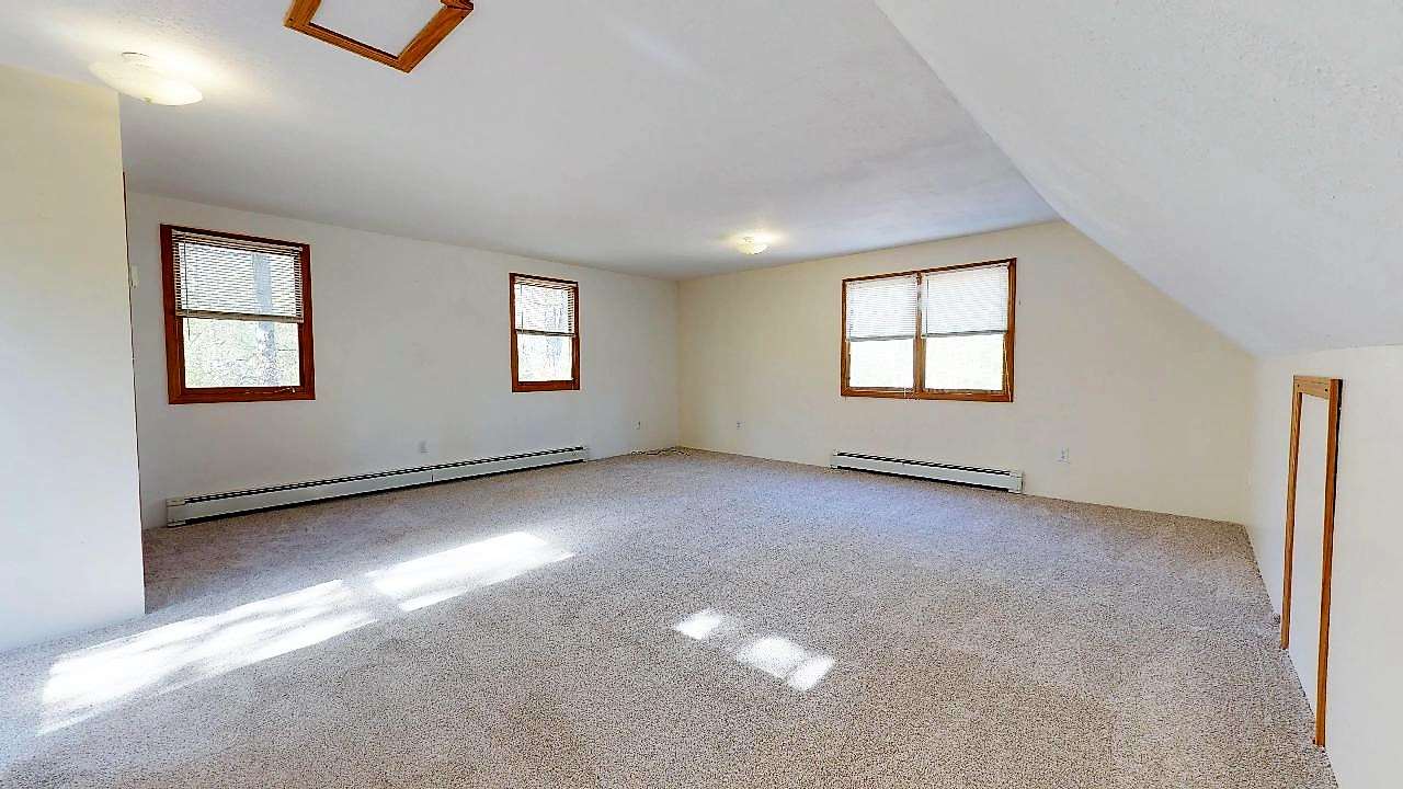 43 Pepperell Road Brookline, NH 03033 - Photo 16 of 38
