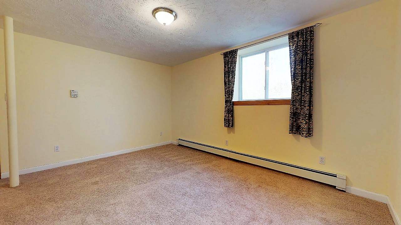 43 Pepperell Road Brookline, NH 03033 - Photo 22 of 38