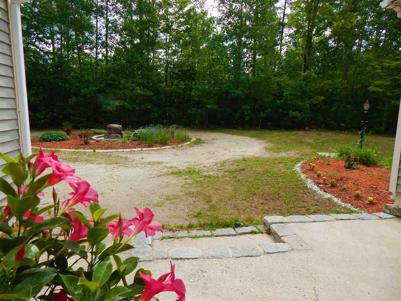 43 Pepperell Road Brookline, NH 03033 - Photo 27 of 38