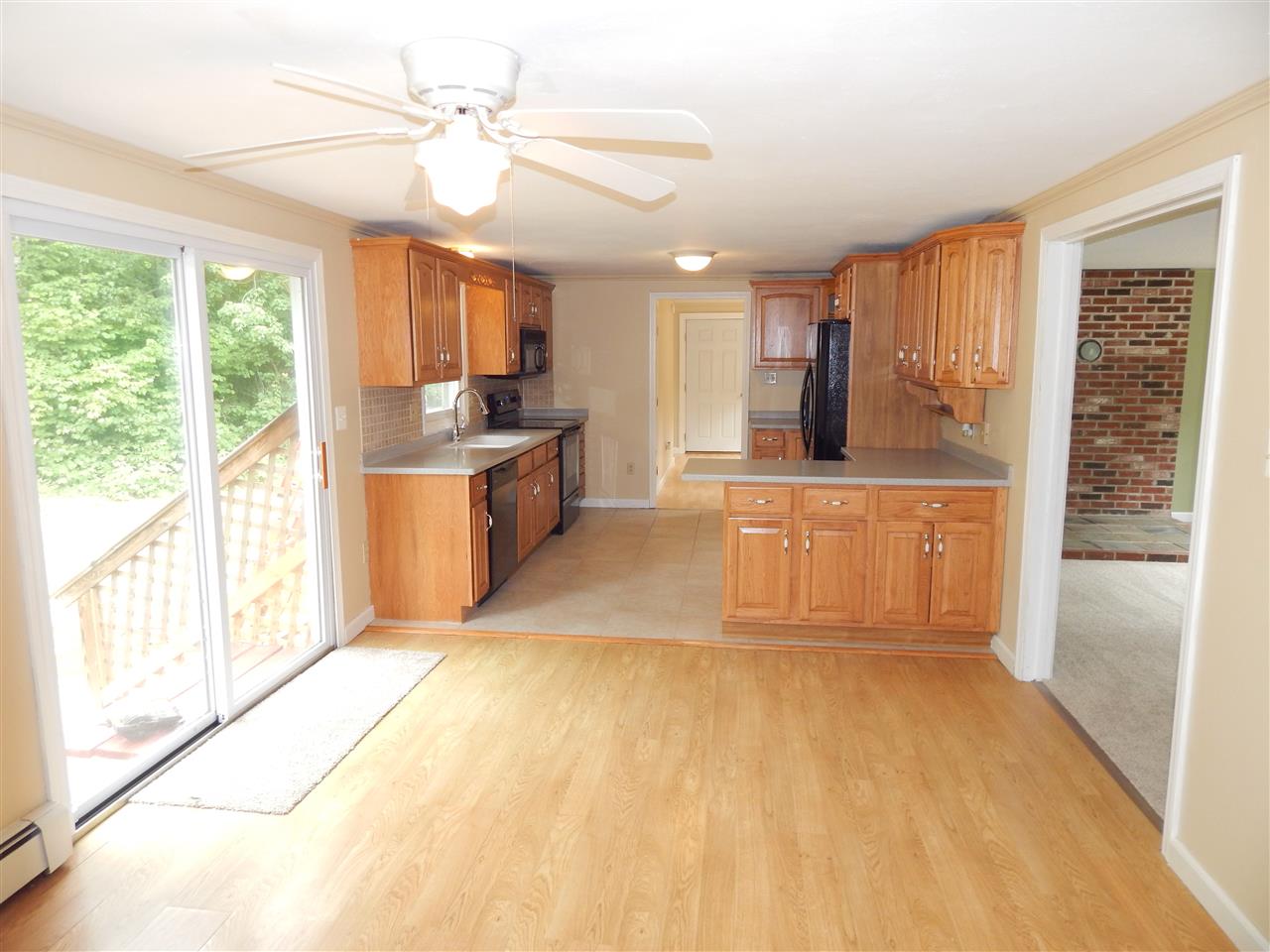 43 Pepperell Road Brookline, NH 03033 - Photo 7 of 38