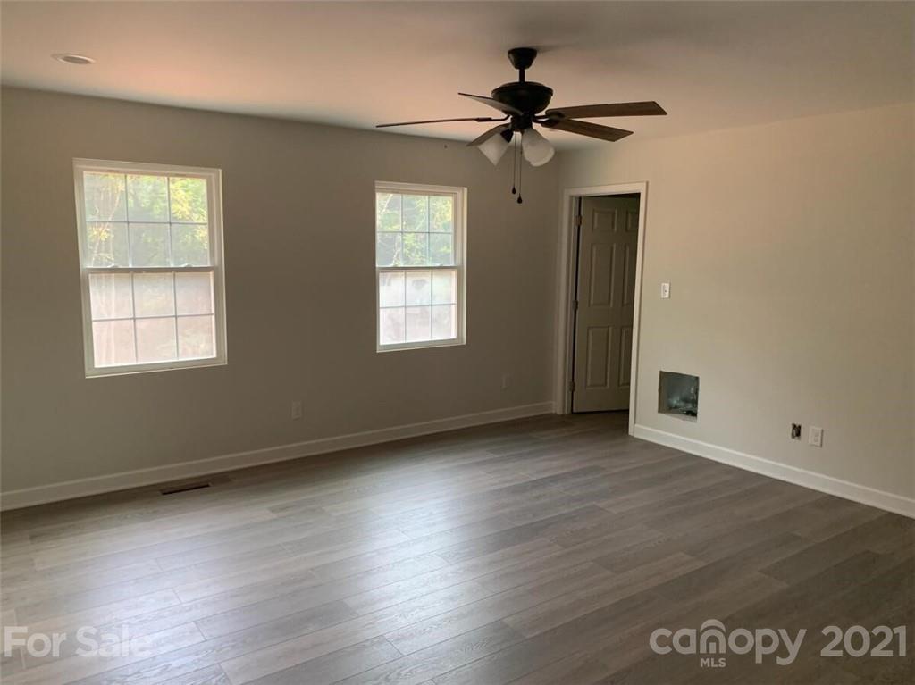 1103 McKay Road Newton, NC 28658 - Photo 11 of 14 Gallery Image 11