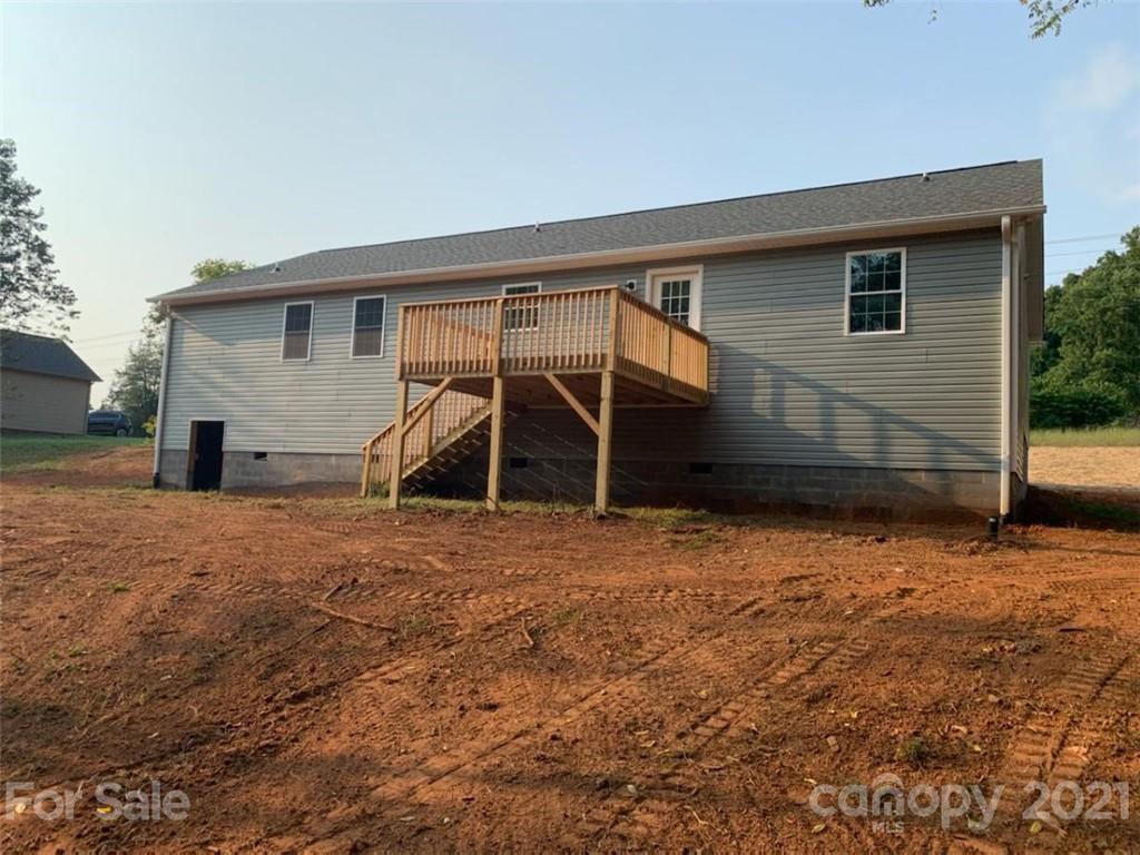 1103 McKay Road Newton, NC 28658 - Photo 3 of 14 Gallery Image 3