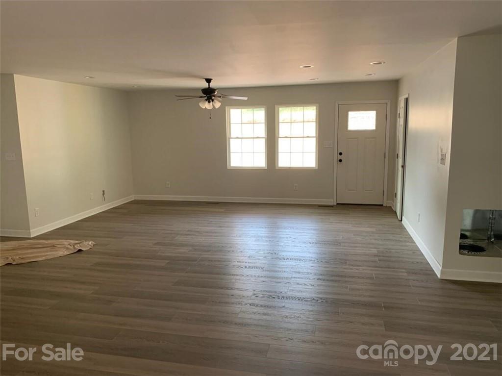 1103 McKay Road Newton, NC 28658 - Photo 7 of 14 Gallery Image 7