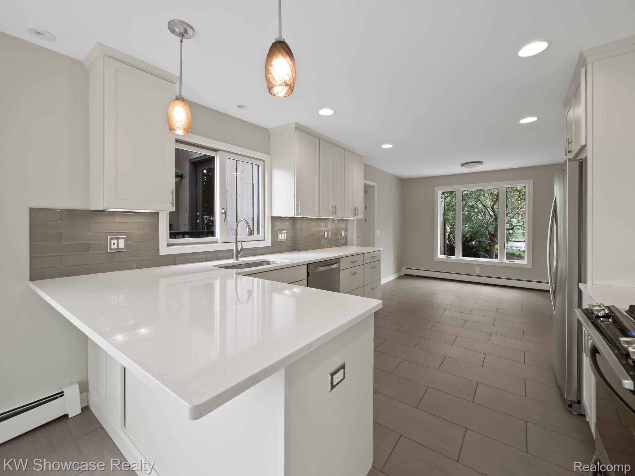 450 Lone Tree Road Highland, MI 48357 - Photo 18 of 56 Gallery Image 18