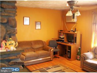70 Border Rock Road Levittown, PA 19057 - Photo 1 of 1 Living Room