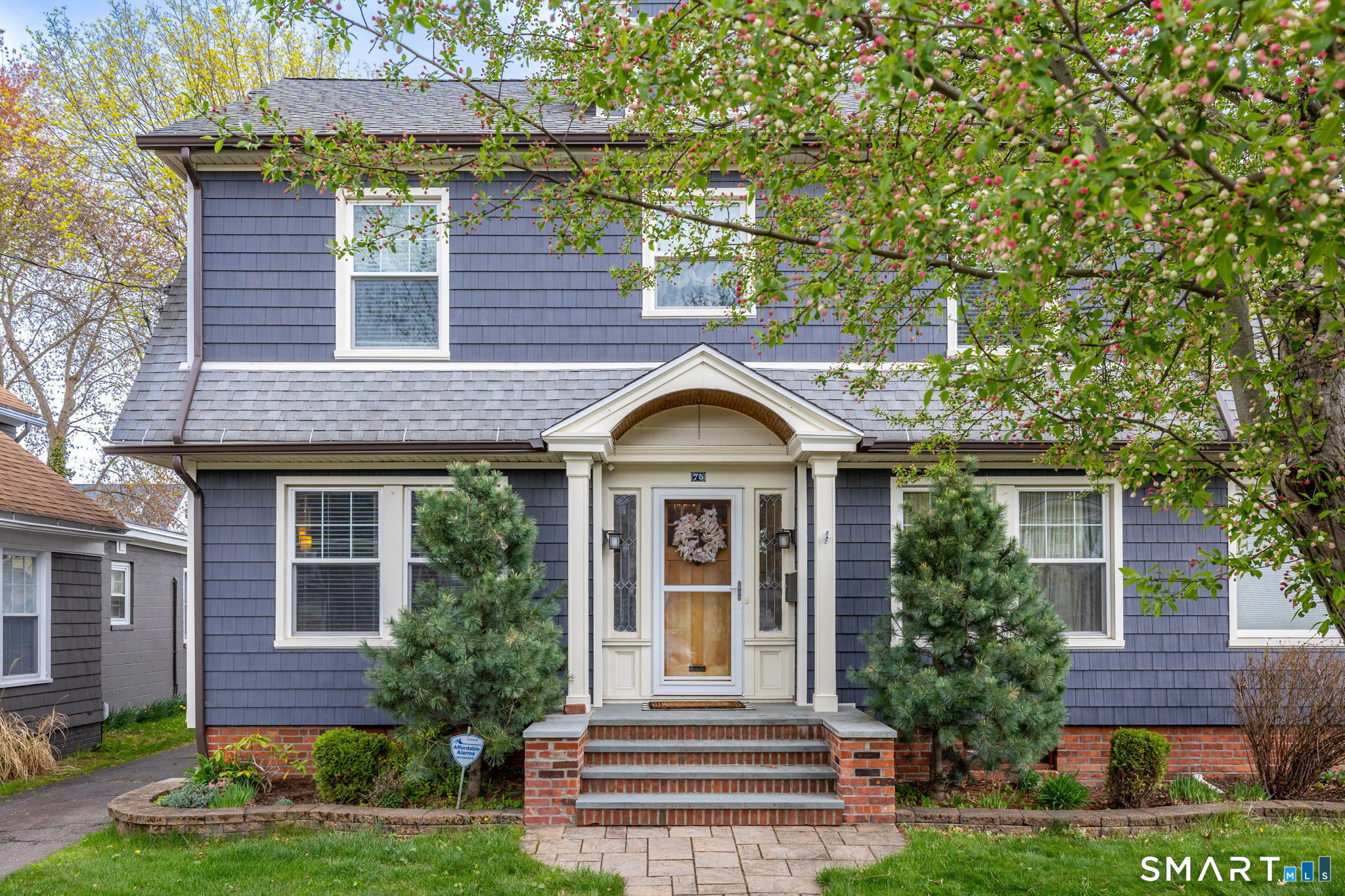 75 Harmon Street Hamden, CT 06517 - Photo 1 of 39