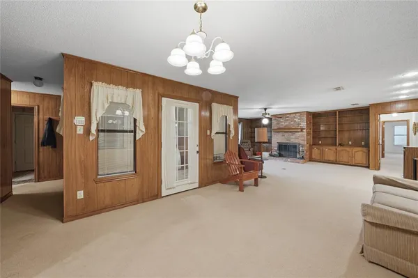 $1,135,000 | 17804 Cr 4325 Frankston Tx 75163, Frankston, TX 75763