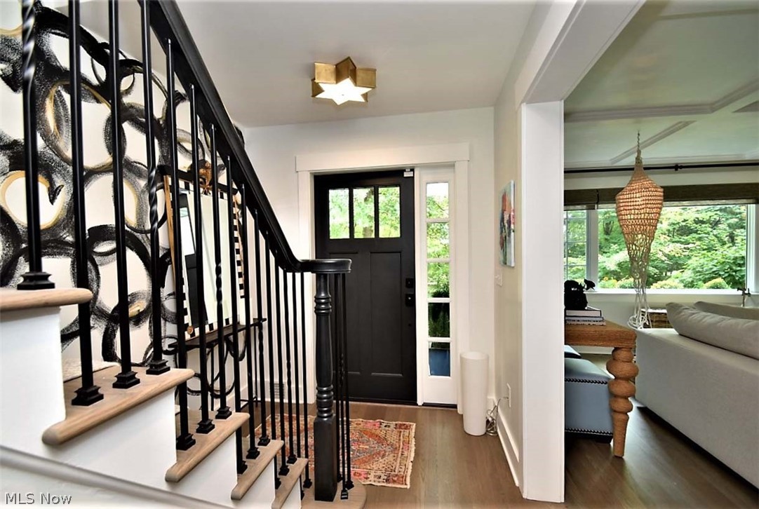 2886 Lander Road Cleveland, OH 44124 - Photo 4 of 35