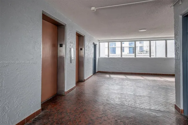 $2,450 | 750 Northwest 43rd Avenue, Unit 308, Miami, FL 33126