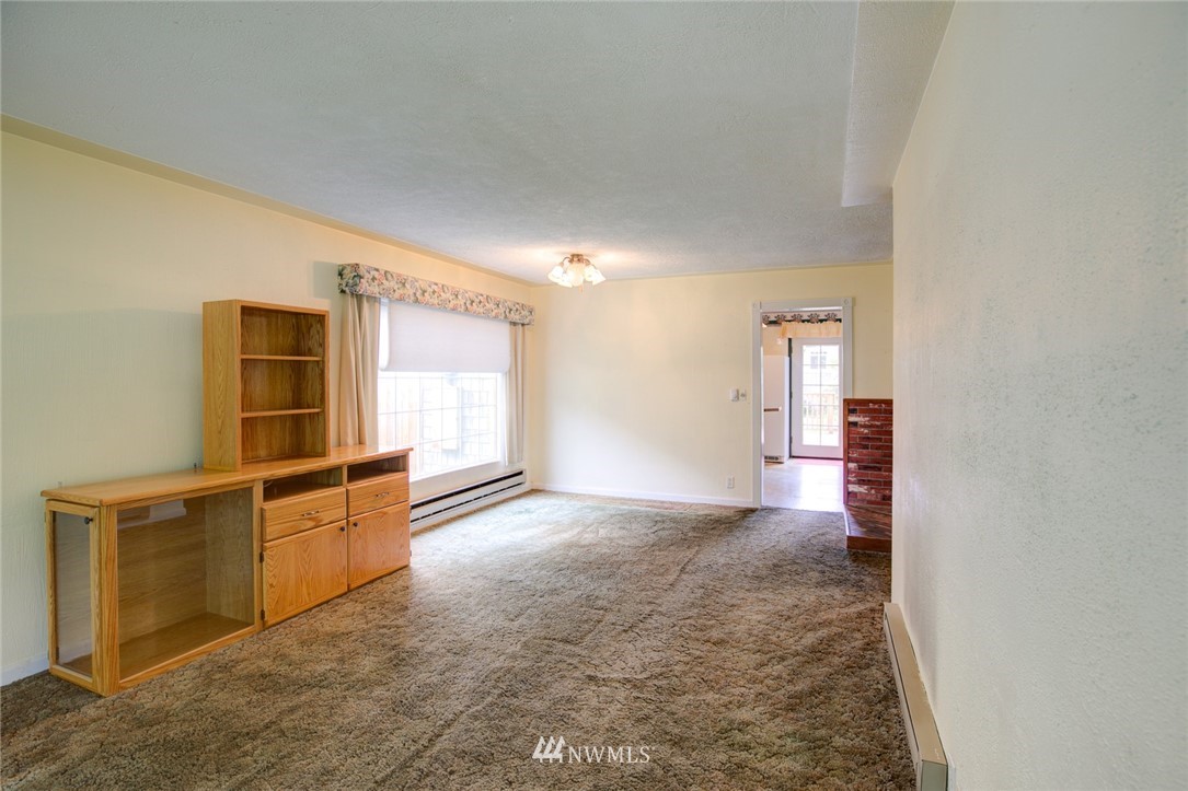 349 Endresen Road Hoquiam, WA 98550 - Photo 3 of 17 Gallery Image 3