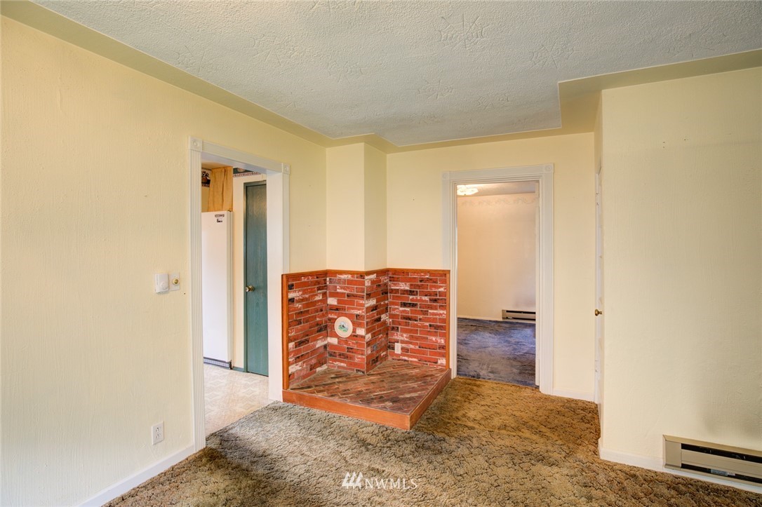 349 Endresen Road Hoquiam, WA 98550 - Photo 4 of 17 Gallery Image 4