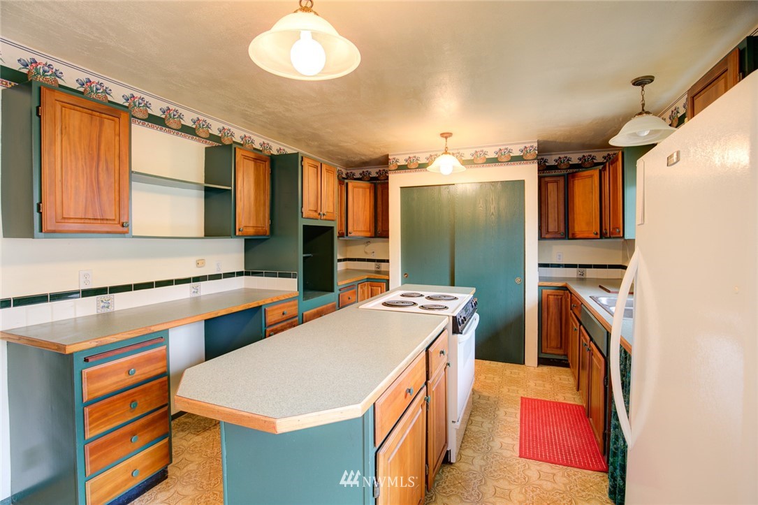 349 Endresen Road Hoquiam, WA 98550 - Photo 6 of 17 Gallery Image 6