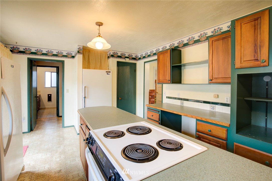 349 Endresen Road Hoquiam, WA 98550 - Photo 9 of 17 Gallery Image 9