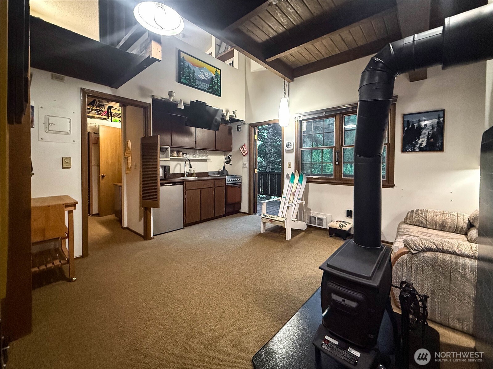 17800 Alpental Access Road, Unit 3102 Snoqualmie Pass, WA 98068 - Photo 9 of 32